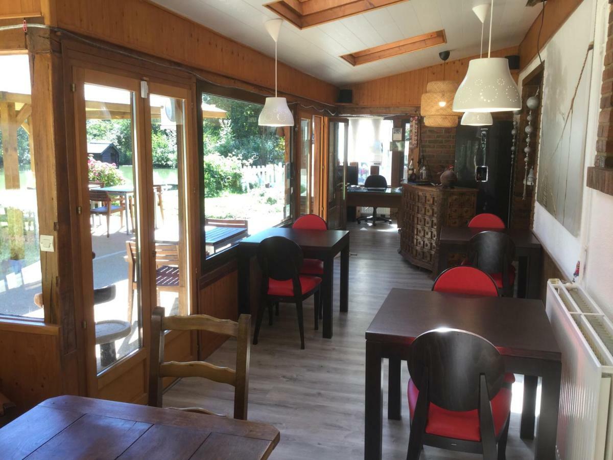 Le Moulin Calme Bed & Breakfast Luceau Ngoại thất bức ảnh